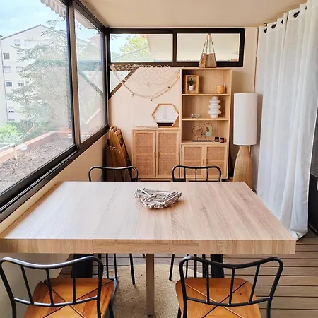 Apartment Les Jasmins - T3 Lyon