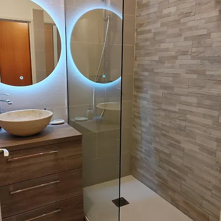 Les Jasmins - T3 Apartment